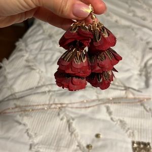 Kendra Scott Rose Gold and Maroon Lenni earrings